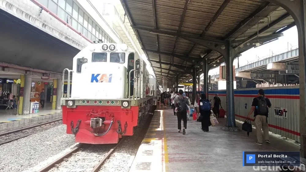 Renaisans Kereta Api Indonesia: 258 Juta Penumpang Dorong Pertumbuhan Ekonomi pada Semester I 2026