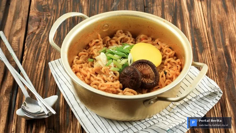 Bolehkah Makan Mie Instan Saat Diet 2026? Dokter Gizi Ungkap Strategi Pintar Tanpa Rasa Bersalah!