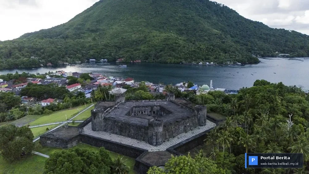Jalan 12,65 KM & Bajaj Listrik: Banda Neira Siap Jadi Magnet Investasi Pariwisata Hijau 2026!