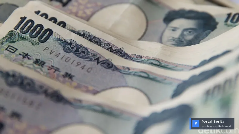 Yen in Freefall: Japanese Currency Hits 40-Year Low Against US Dollar Amidst Global Economic Tensions 2026